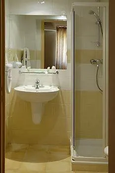Отель Massenet 3*